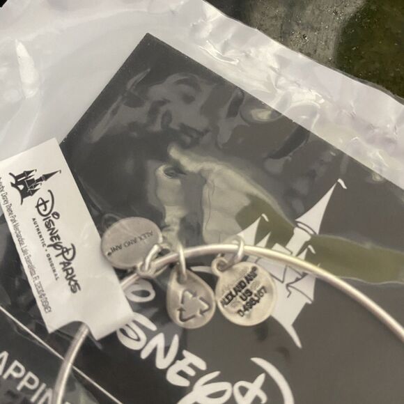 Disney Alex & Ani Mickey Mouse Red Shorts Silver Bangle Bracelet Energy Tech NEW - Picture 4 of 6